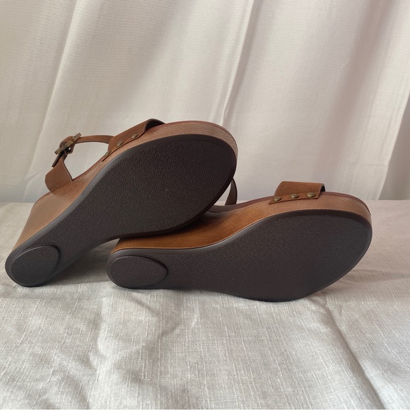 MIA Brown Leather wedge sandals, Size 9 - Picture 5 of 5